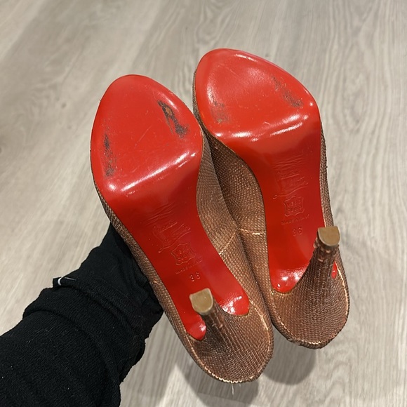 Christian Louboutin Very Prive Sequin Peep Toe Pumps - Picture 8 of 8